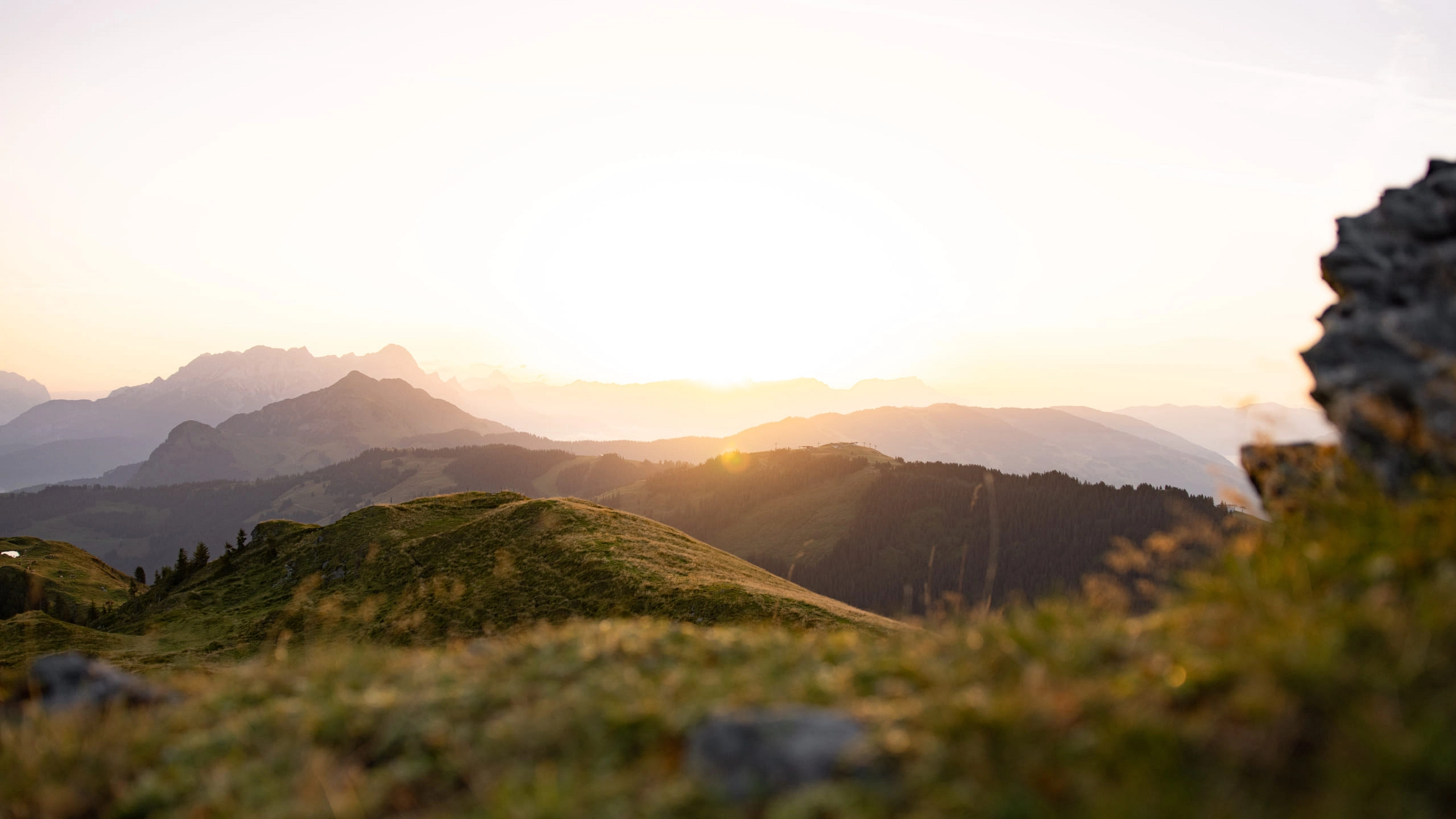 Berglandschaft in Hinterglemm mit Sonnenuntergang